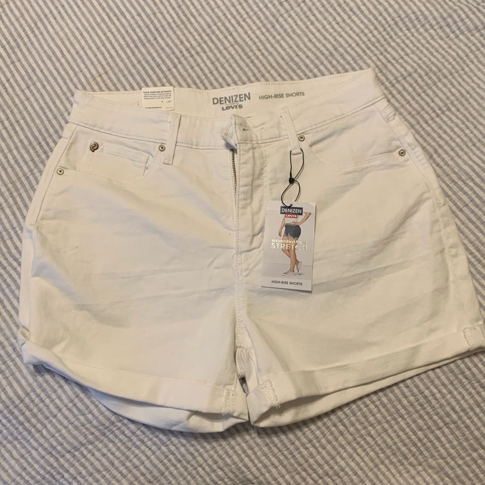Denizen by Levi’s White High-Rise Shorts - Size 10/11 (New with Tags)
